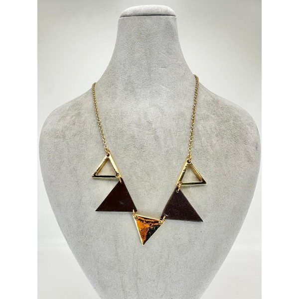 Gold Üçgen Desenli Kolye